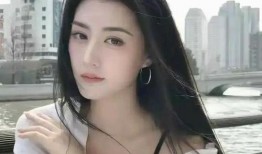 校花的视频在线观看,跟随校花视频，领略青春魅力瞬间