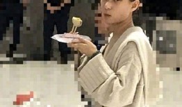 何超莲爆料娱乐群,揭秘明星娱乐群真实面目！”
